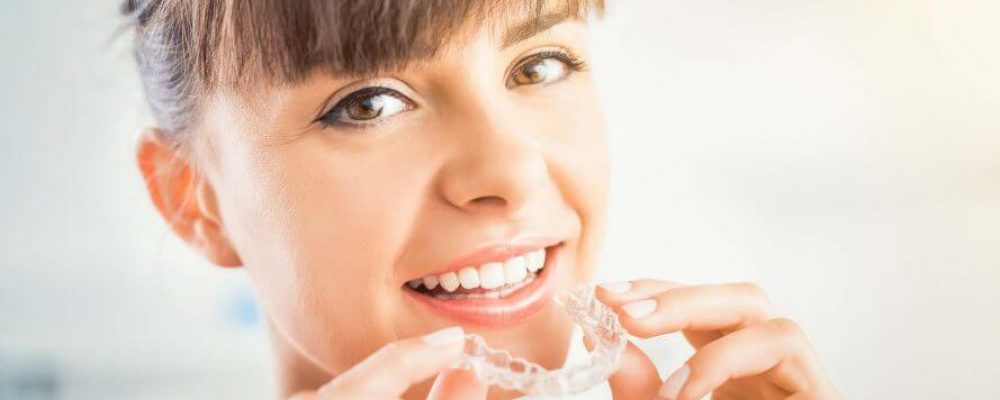 Zahnspange Invisalign - Die perfekte Zahnspange?